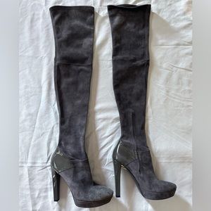 Gucci gray suede boots